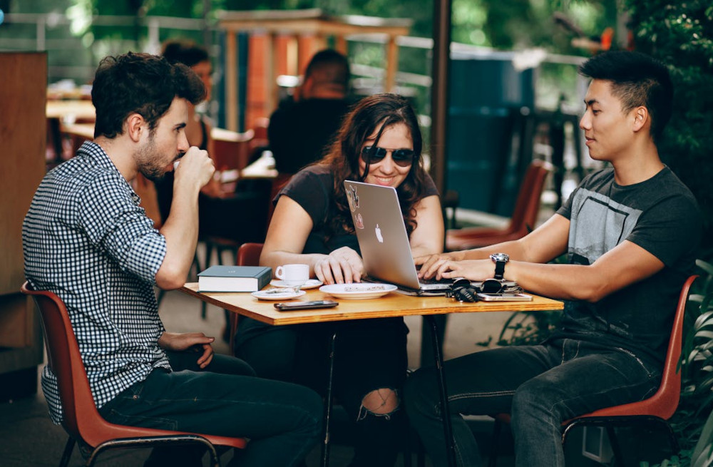 Happy Team a Short Guide to Change Management