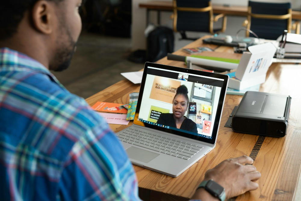 Coworkers in a virtual meeting